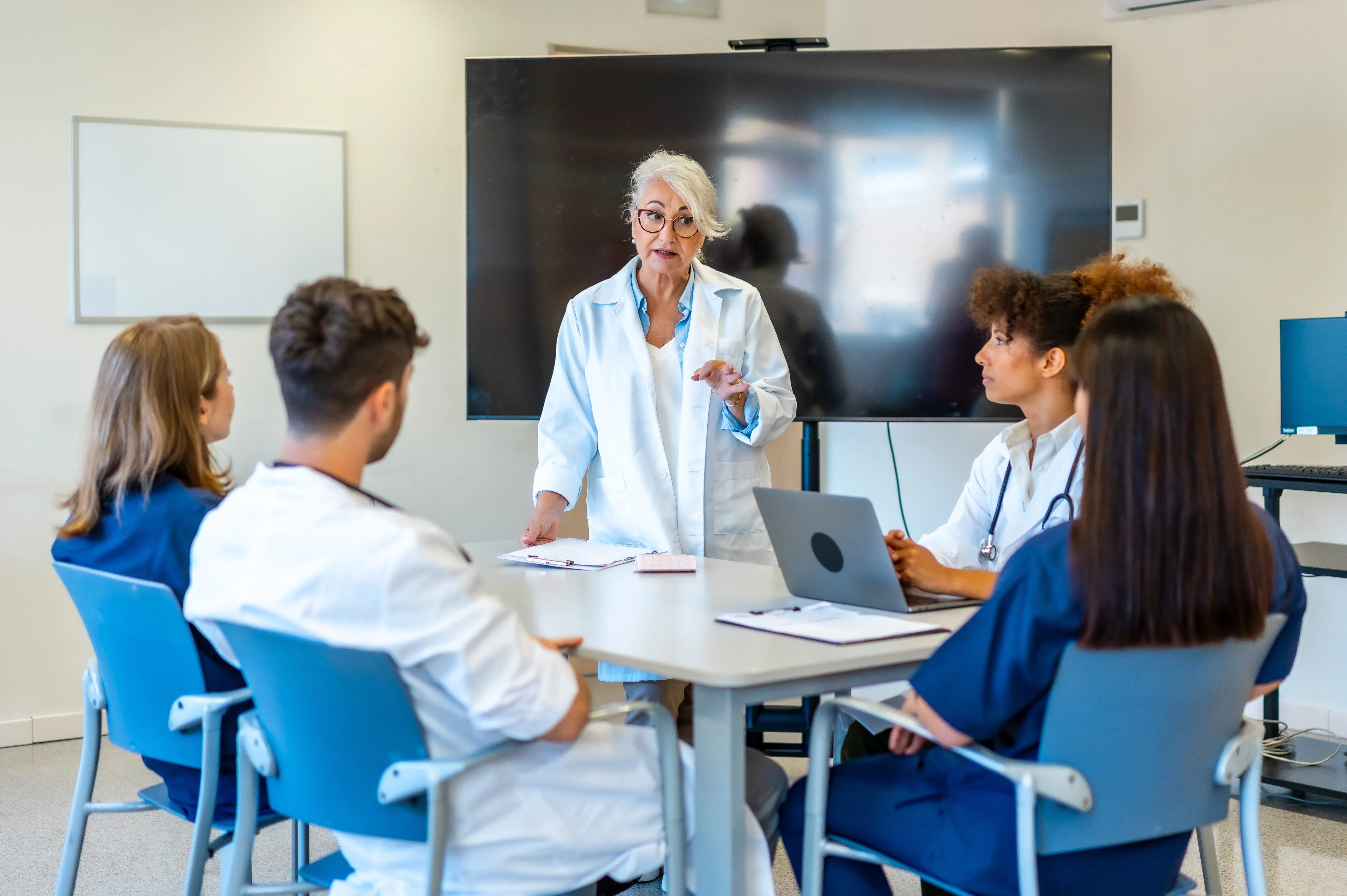 Multi-channel content distribution strategy for healthcare audiences