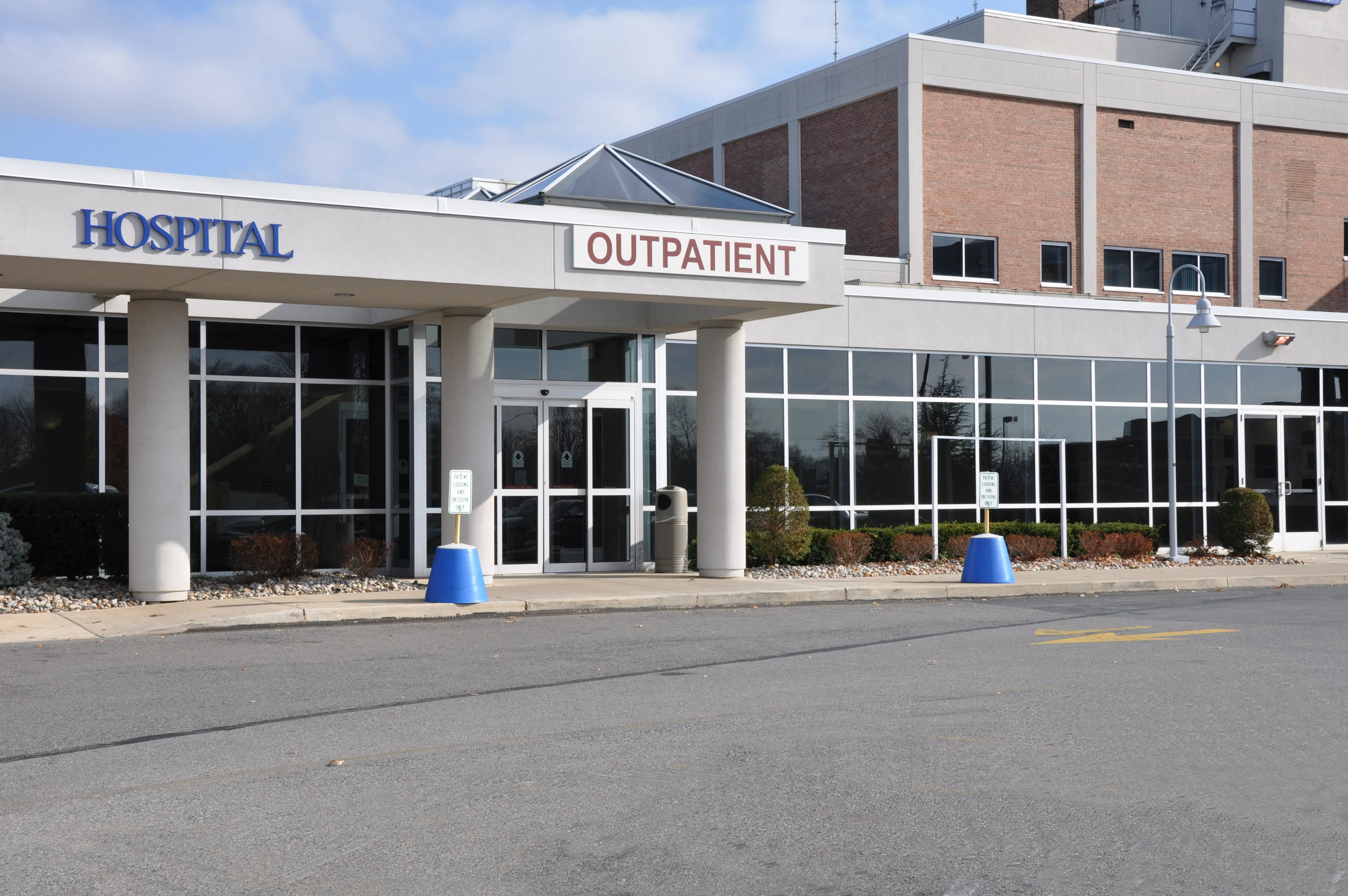 Hospital facility profiles and market intelligence deliverables